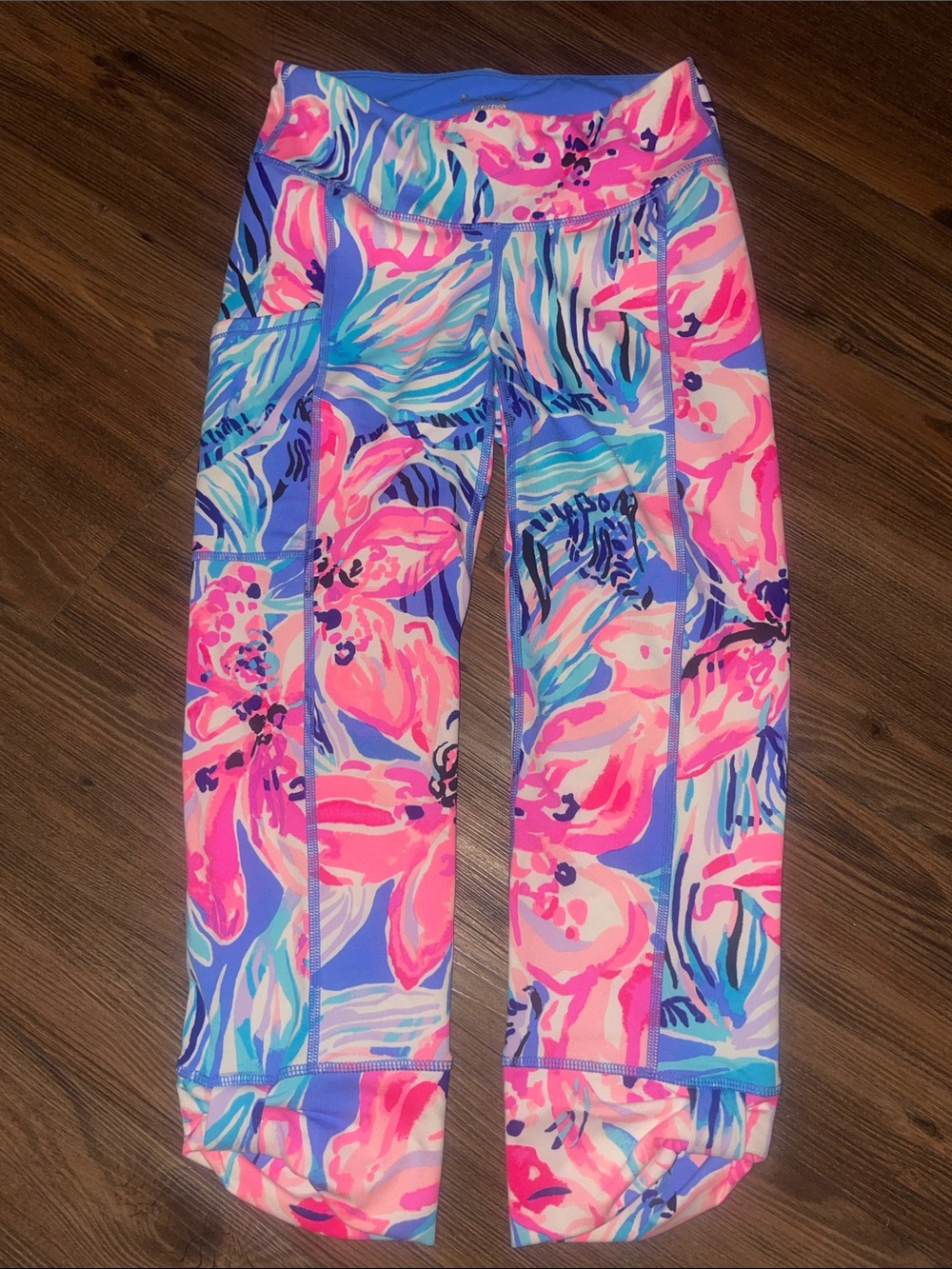 LILLY PULITZER Tropical Cropped Leggings Women’s XS Fara Weekender Luxletic!!